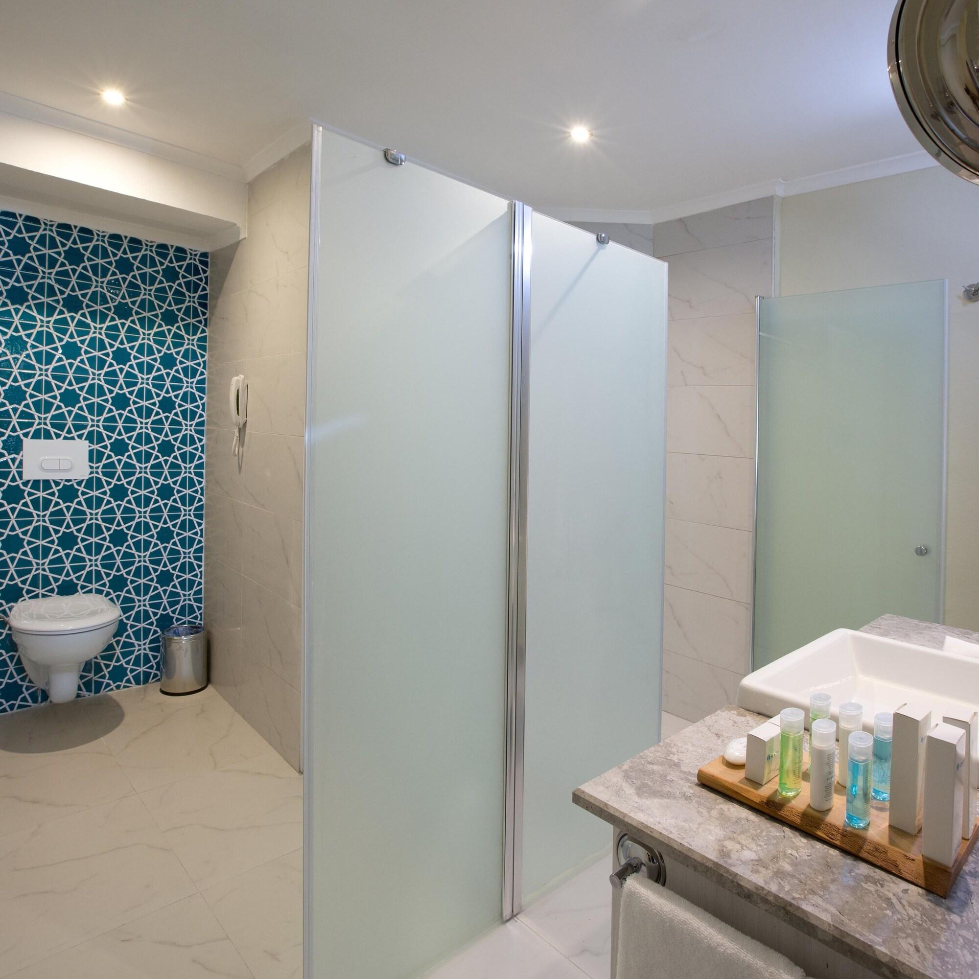 Paloma Marina Suites - Adult Only Kusadası Exteriör bild