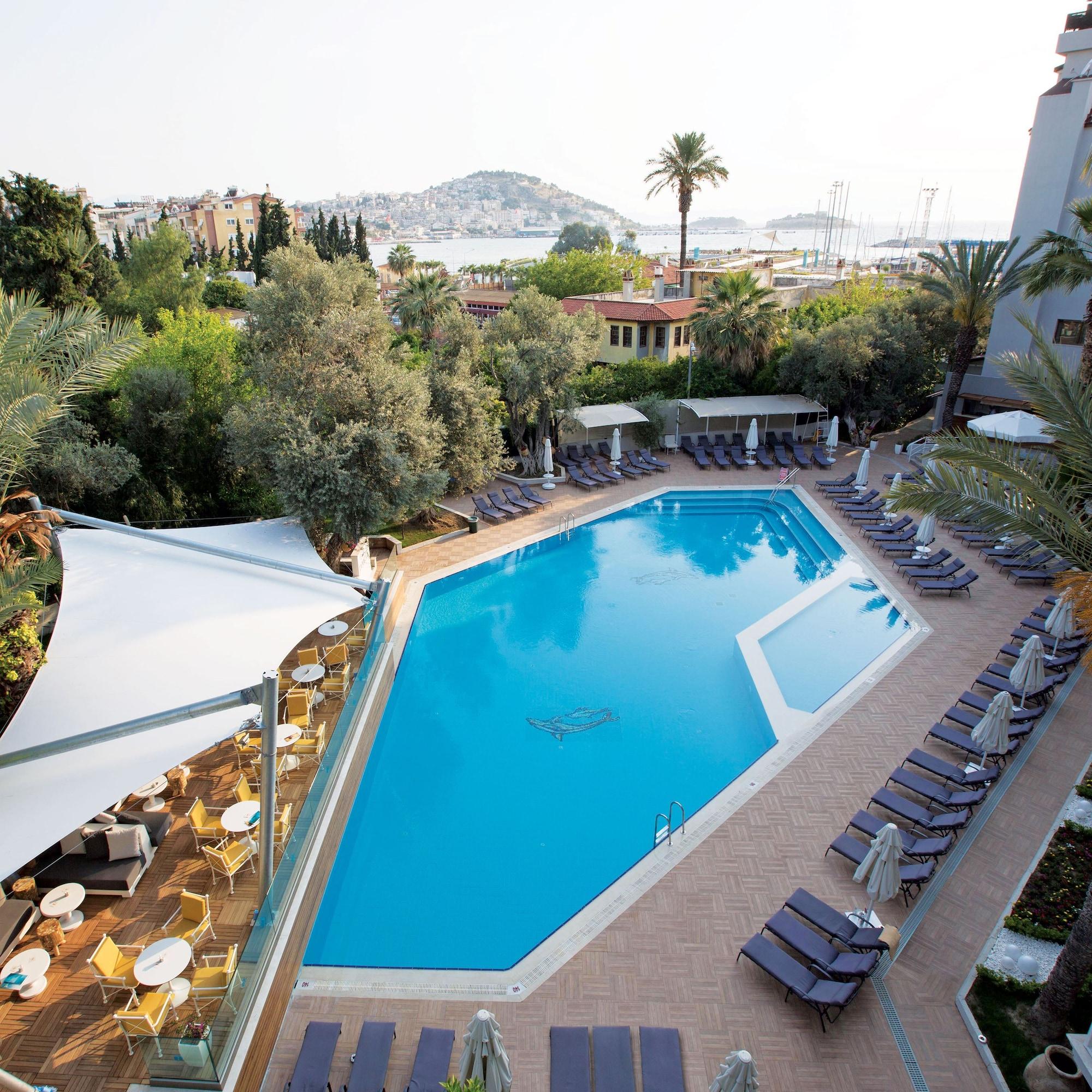 Paloma Marina Suites - Adult Only Kusadası Exteriör bild