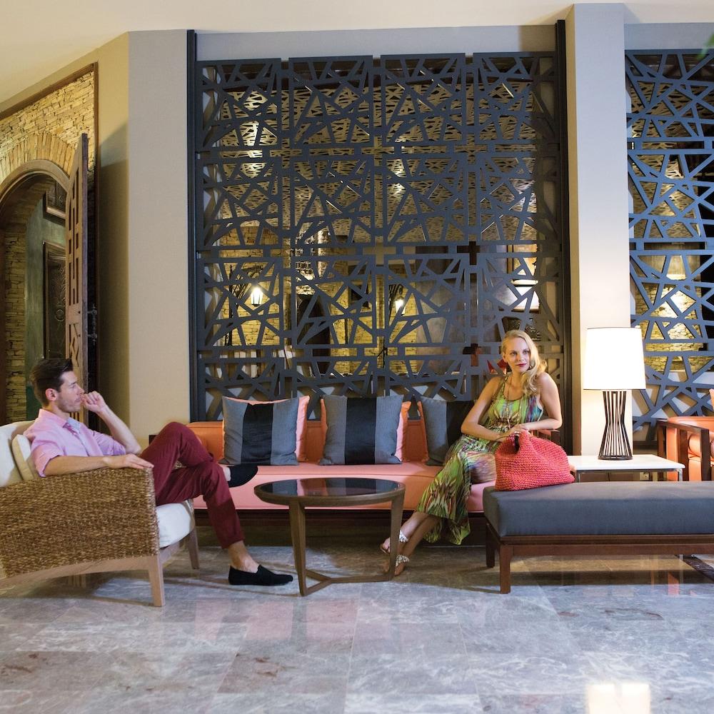 Paloma Marina Suites - Adult Only Kusadası Exteriör bild